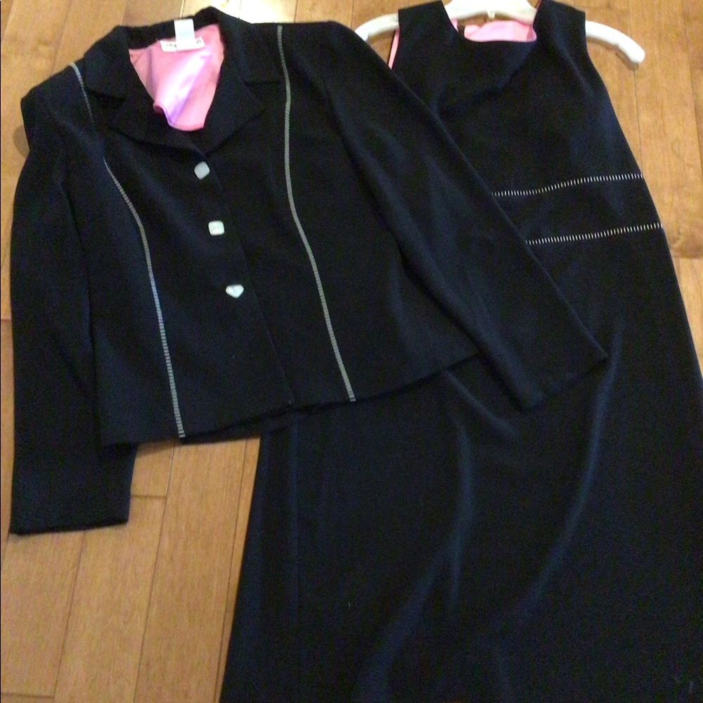 Gorgeous dress with blazer